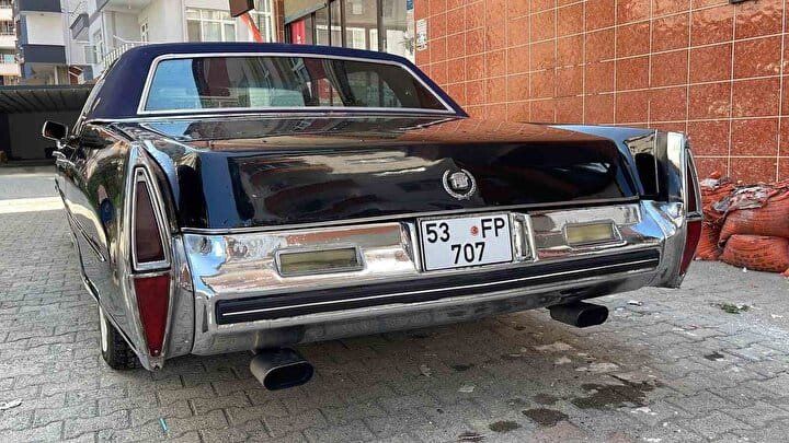 85 Yaşındaki Mustafa Akbeniz'in Klasik Araba Tutkusu