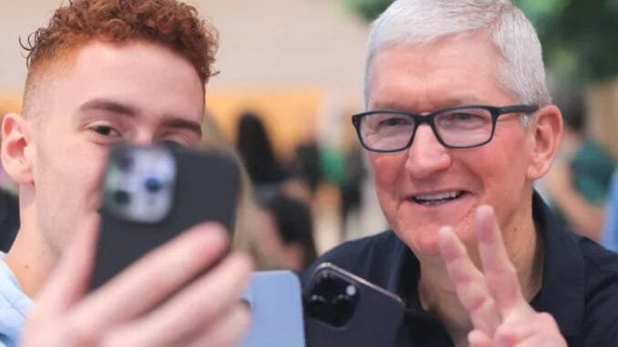 applein-mali-dorduncu-ceyrek-raporu-rekor-gelir-ve-artan-iphone-satislari-N2ELYaff.jpg
