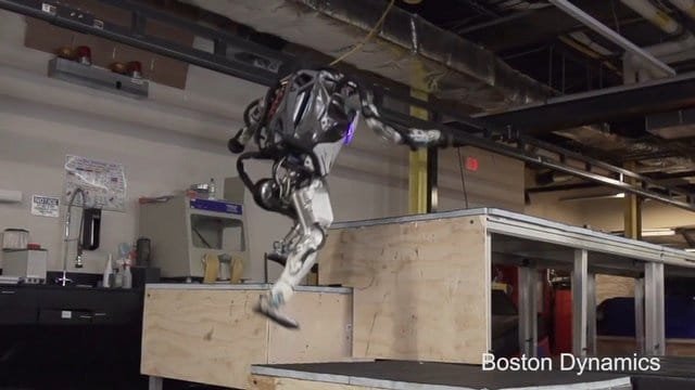boston-dynamics-isleri-abartti-atlas-parkura-cikti-WnddWsCM.jpg