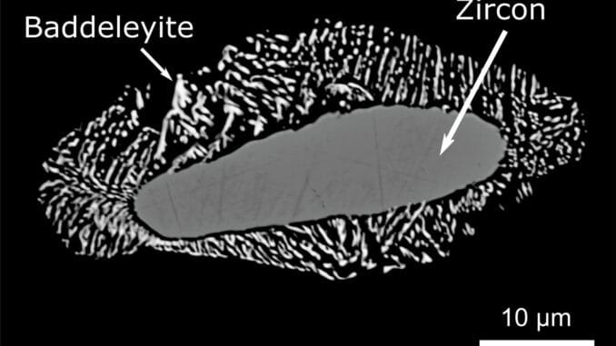 dunyanin-en-sicak-tasi-zirkon-cHeBzJfc.jpg