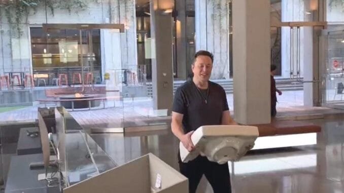 elon-muskin-twittera-girisi-lavabo-ile-medya-dikkati-XEbMTAEH.jpg