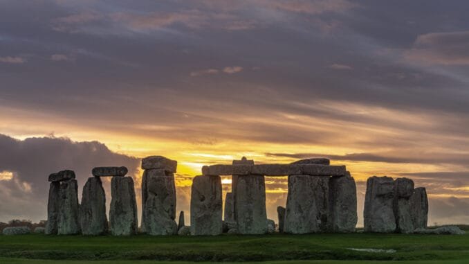 stonehenge-tarih-ve-gizem-uzerine-yeni-kesifler-TLB3vguR.jpg