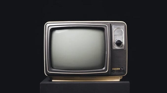 televizyonun-tarihcesi-ve-calisma-prensibi-W1fHJiKS.jpg