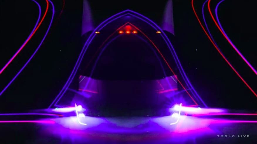 Tanıtımından Beş Yıl Sonra Tesla Semi Kamyonları Teslim Edildi