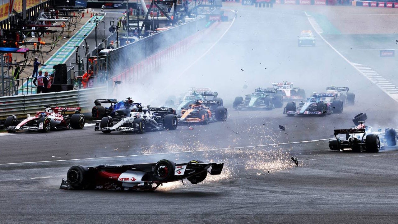 Britanya Grand Prix'sinde Zhou Guanyu'nun Kazası ve Halo Teknolojisi