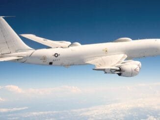 ABD Deniz Kuvvetleri, Yenilenen E-6B Mercury 'Kıyamet Günü Uçağı'nı Teslim Aldı - MakineTamir