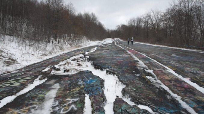 centralia-pensilvanya-yanginla-sonmeyen-bir-kasabanin-hikayesi-NALMPCn5.jpg