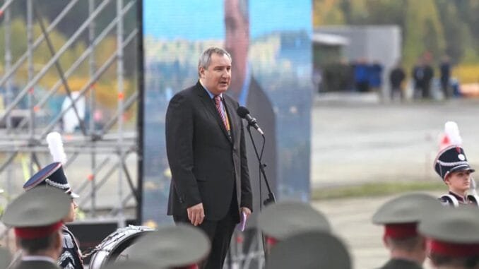 dmitry-rogozin-ve-aya-inis-komplo-teorileri-WBGSfI56.jpg