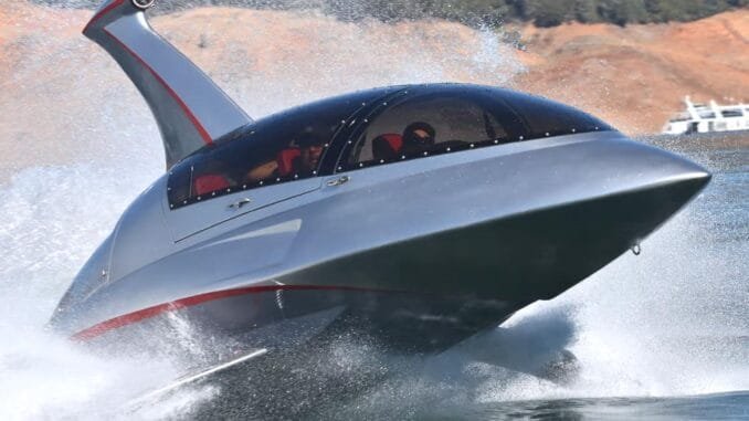 jet-shark-gelecegin-yari-dalgic-deniz-araci-MSrCI2CF.jpg