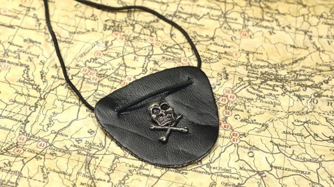 korsanlarin-goz-bandi-gercekler-ve-efsaneler-nIgC5dLb.jpg