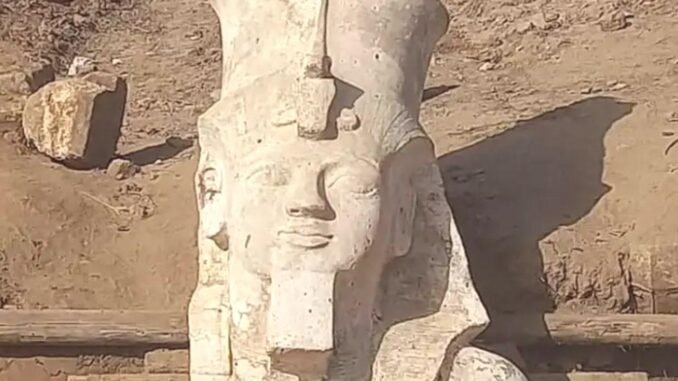 misirda-ii-ramsesin-kayip-heykelinin-ust-yarisi-bulundu-czJfqKNO.jpg