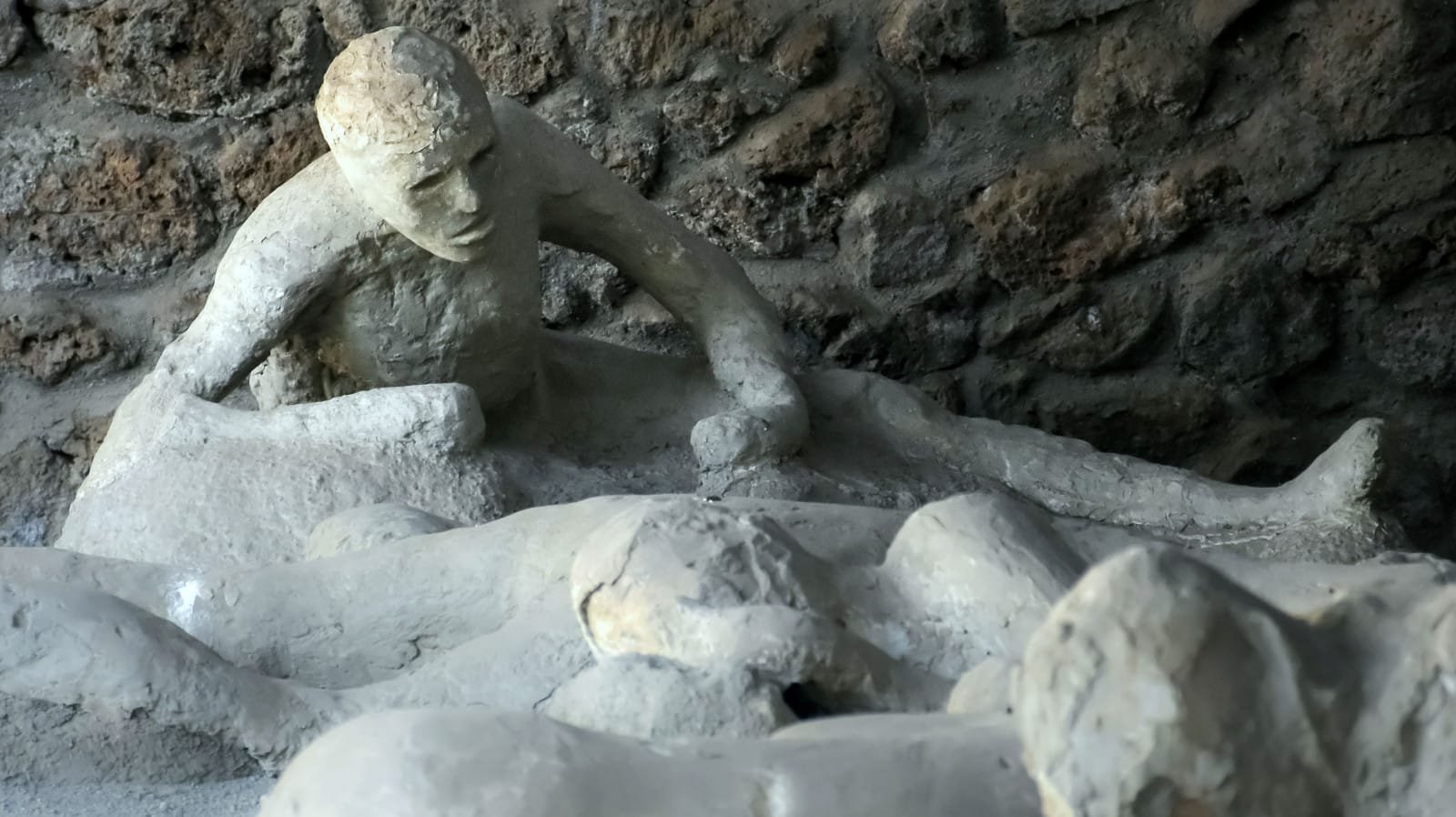 Pompeii'nin Trajedisi ve Taşlaşmış Bedenler