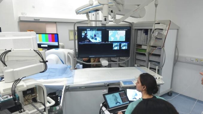 tele-cerrahinin-yeni-sinirlari-uzaktan-endoskopi-deneyimi-DRPJtdev.jpg