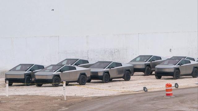 tesla-2431-cybertruck-aracini-geri-cagirdi-M7xZEOqK.jpg